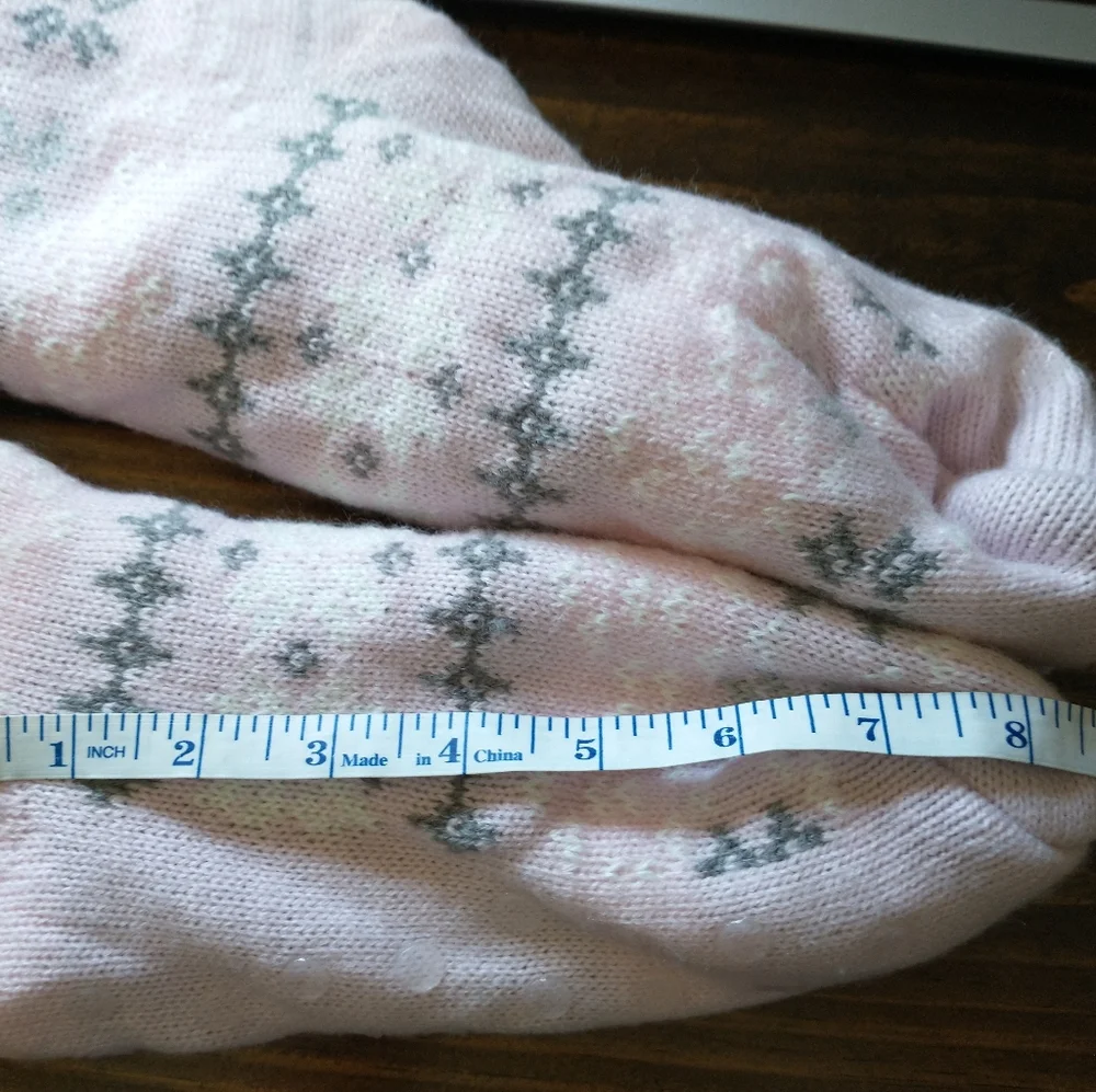 Columbia Slipper Socks Puff Ball Decor